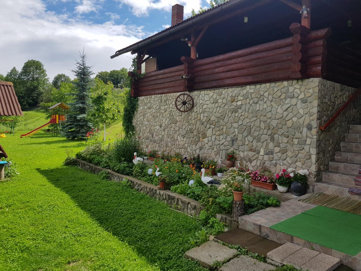 Casa De Vacanta Silvia Manastirea Humorului Exterior photo